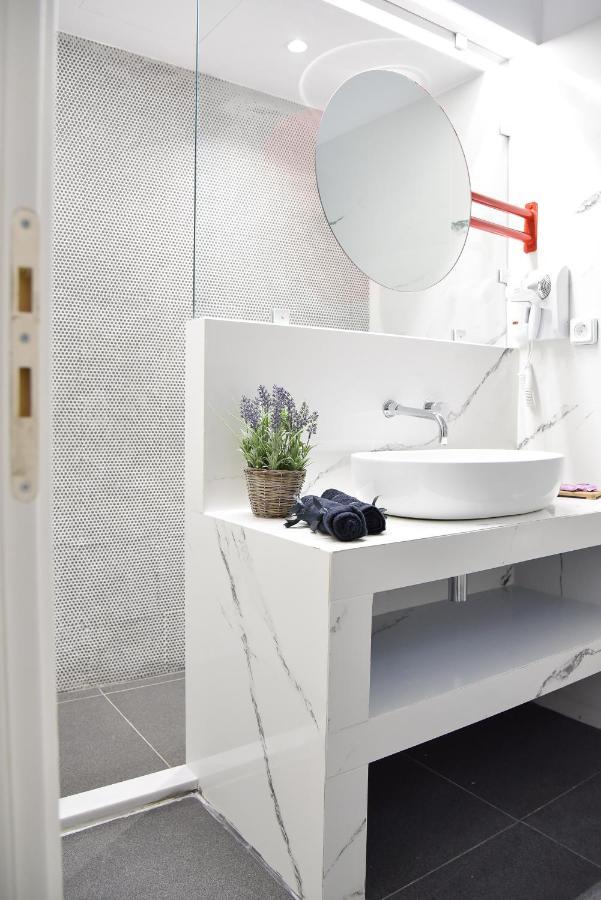 Central44 Yolo Casual Suite Athènes Extérieur photo